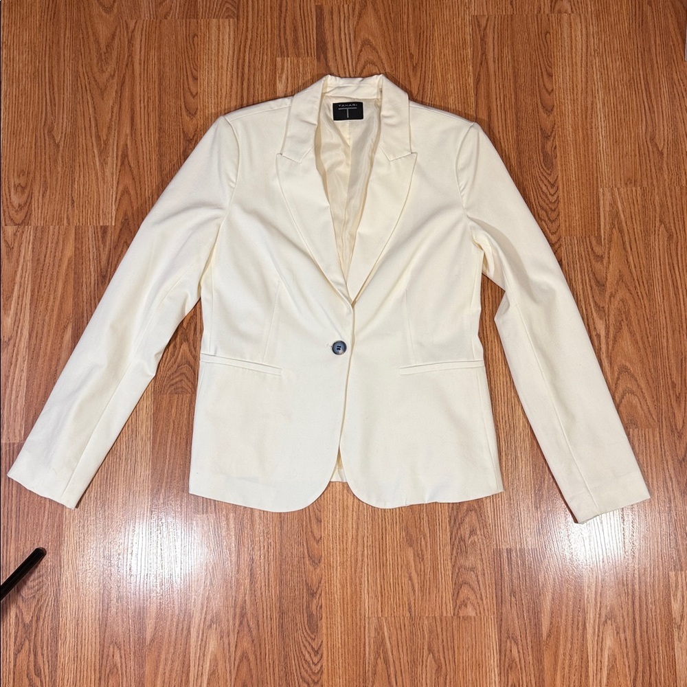 Tahari Cream Women's Suit Jacket - Picture 2 of 10